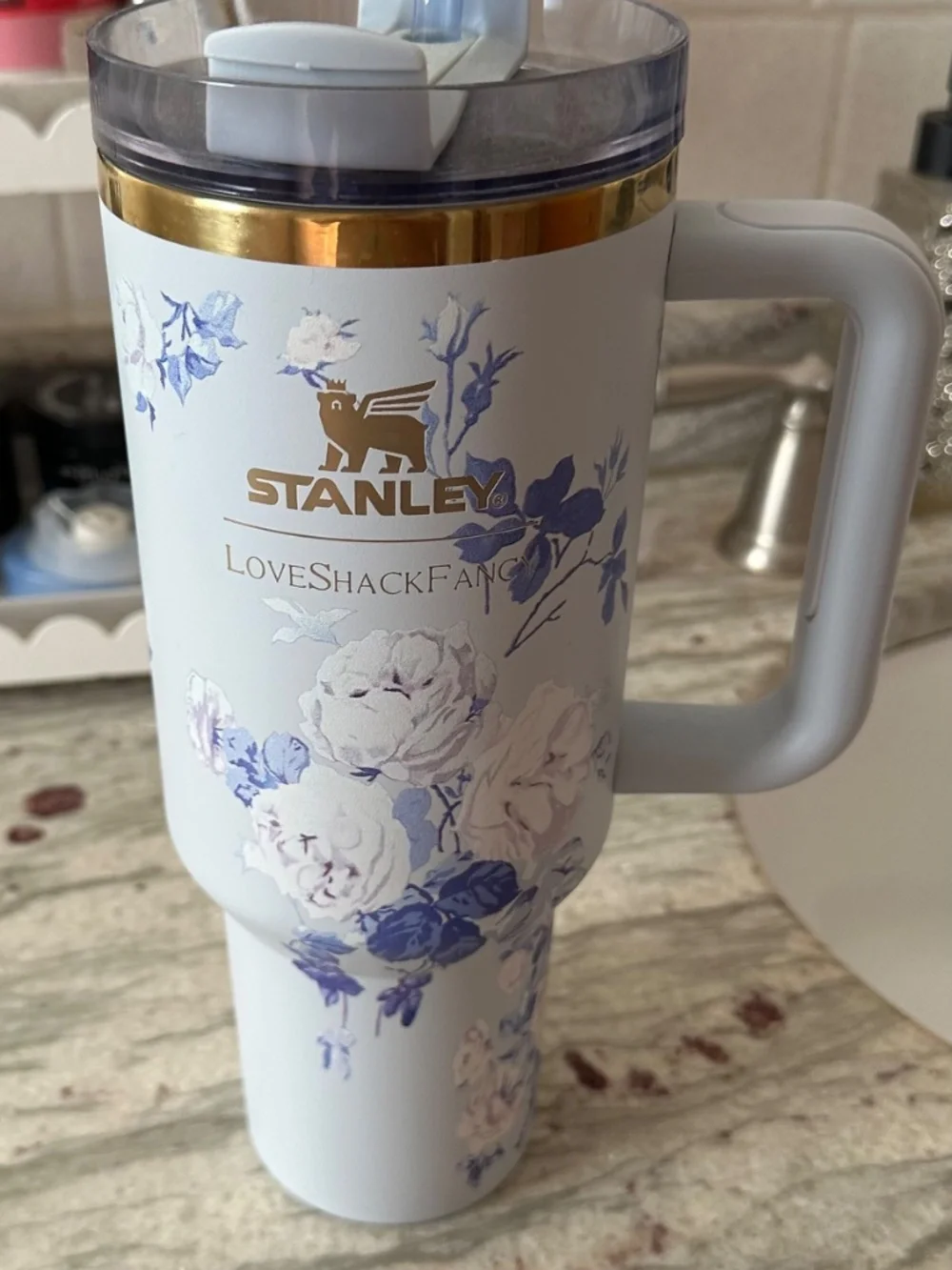 Stanley x LoveShackFancy Everblooming Rosettes Flowstate Quencher - 40 Ounce